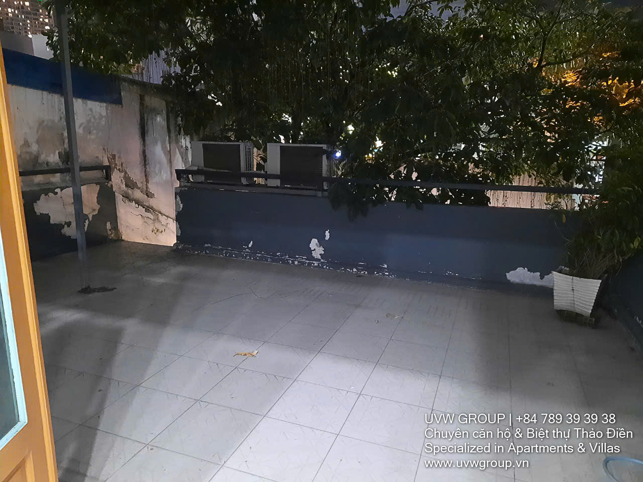 Rent a 120m² 2-level commercial space on Xuan Thuy, Thao Dien. Stylish frontage, courtyard, ideal for cafés or creative offices. Rent: $4,000/month.
