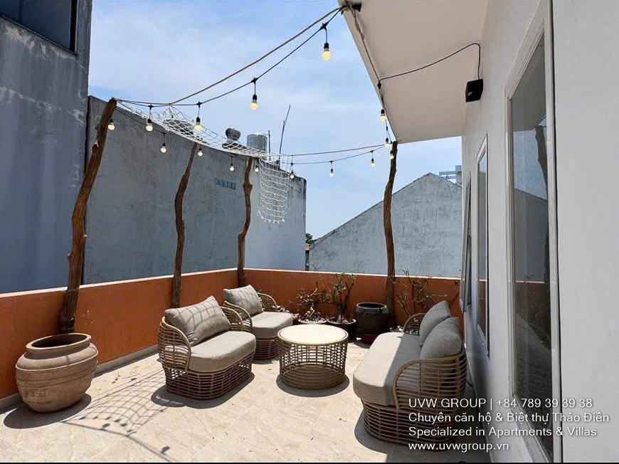 Villa with swimming pool for rent on Street 60, Thao Dien – 5 bedrooms, 6 bathrooms, rooftop terraces, $4,300/month