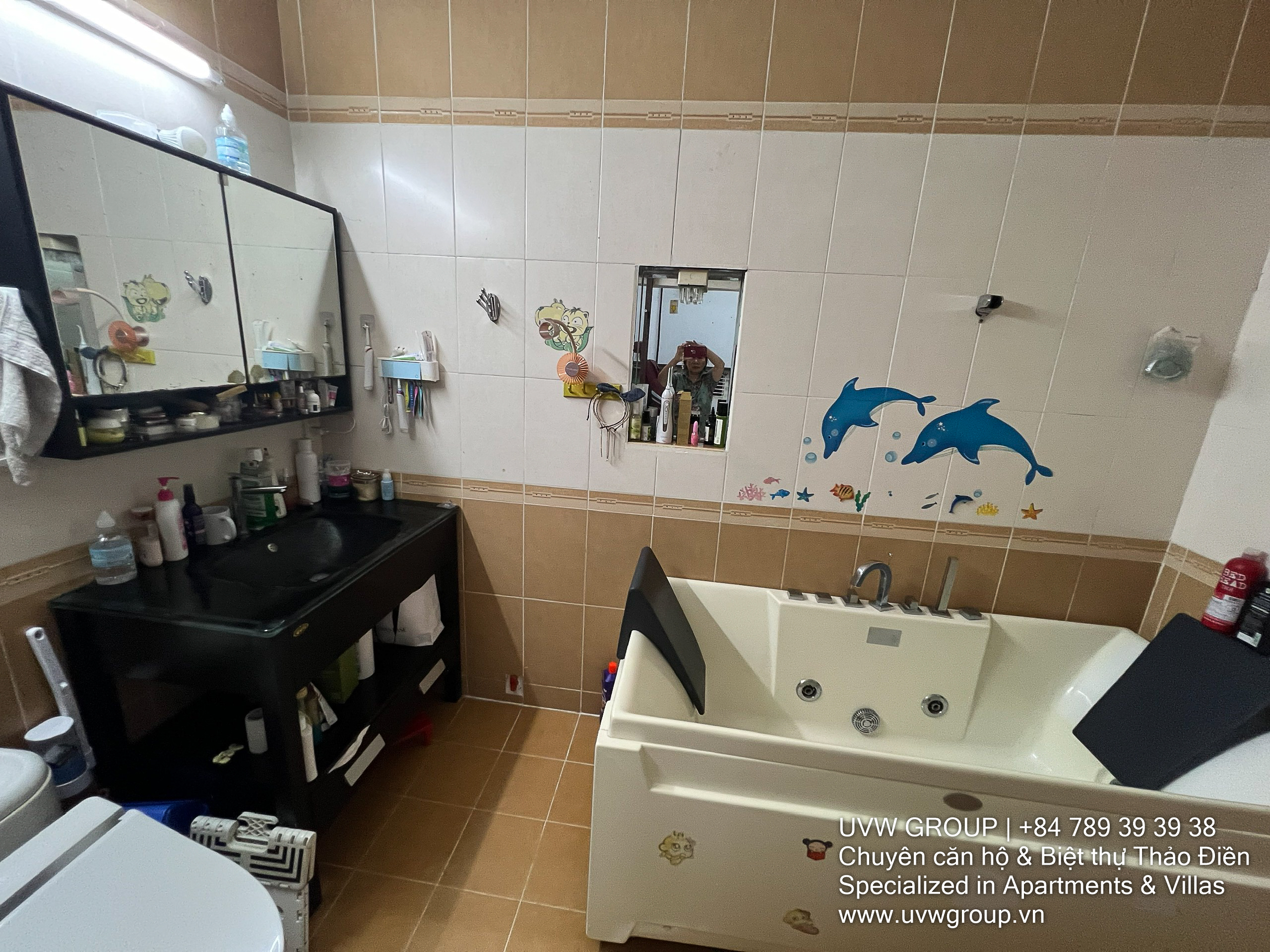 5-bedroom house for rent in Press Village, Thao Dien with solar power