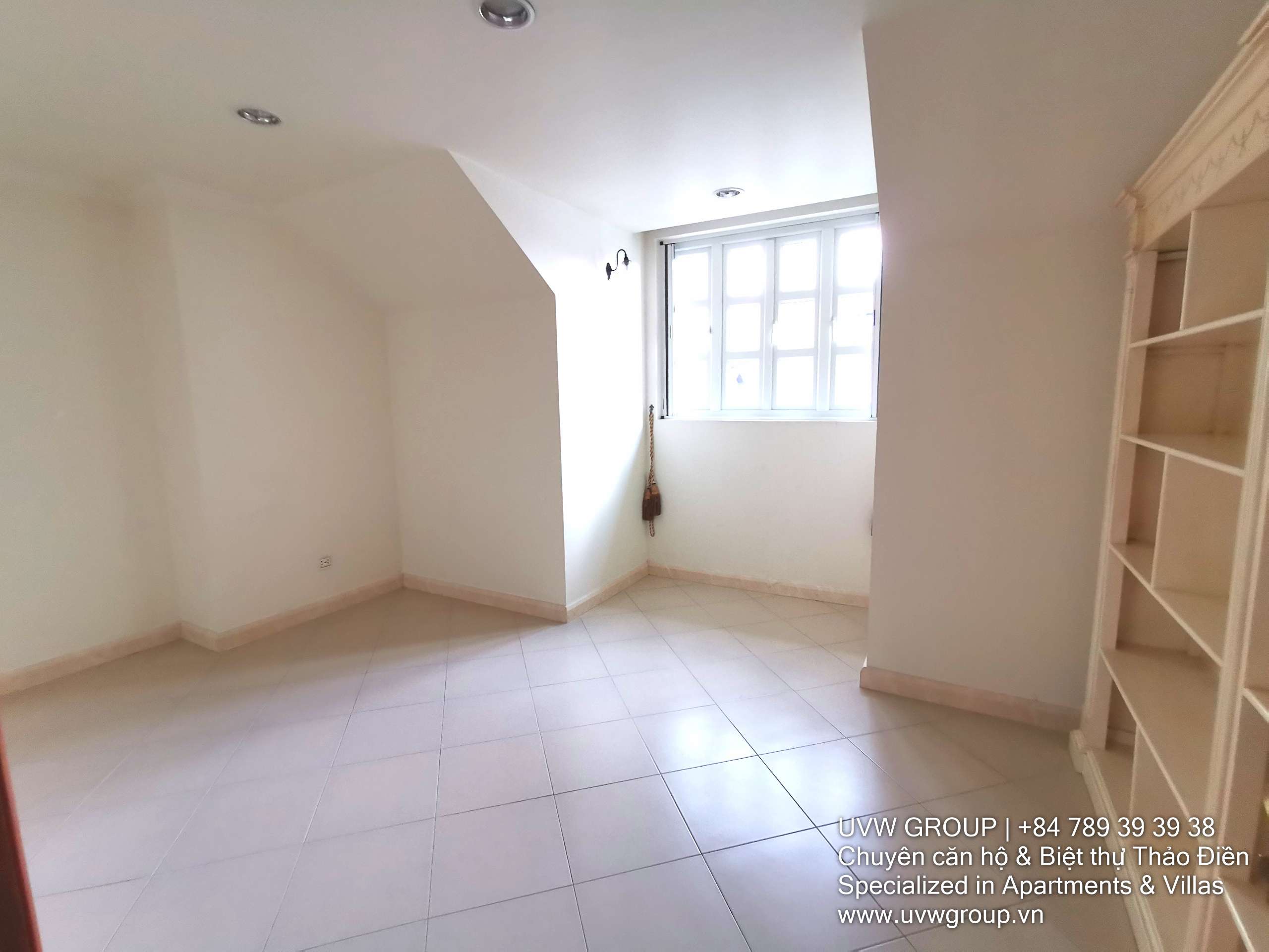 Villa for rent in Thao Dien – 4BR, pool, garden, 300sqm