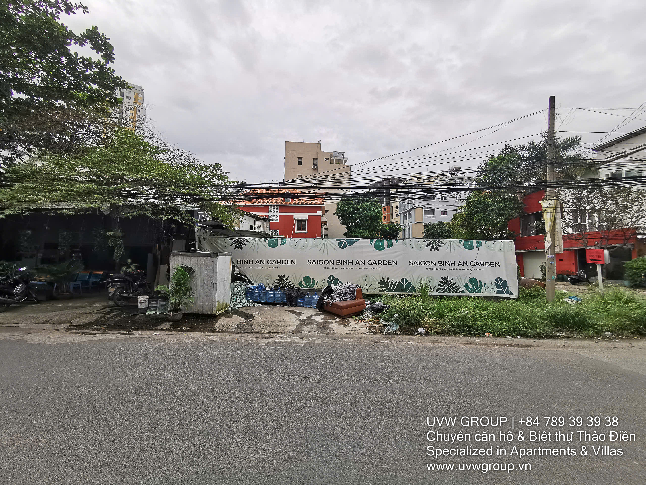 Map and overview of 330m² land with two frontages for lease on Nguyen Van Huong, Thao Dien