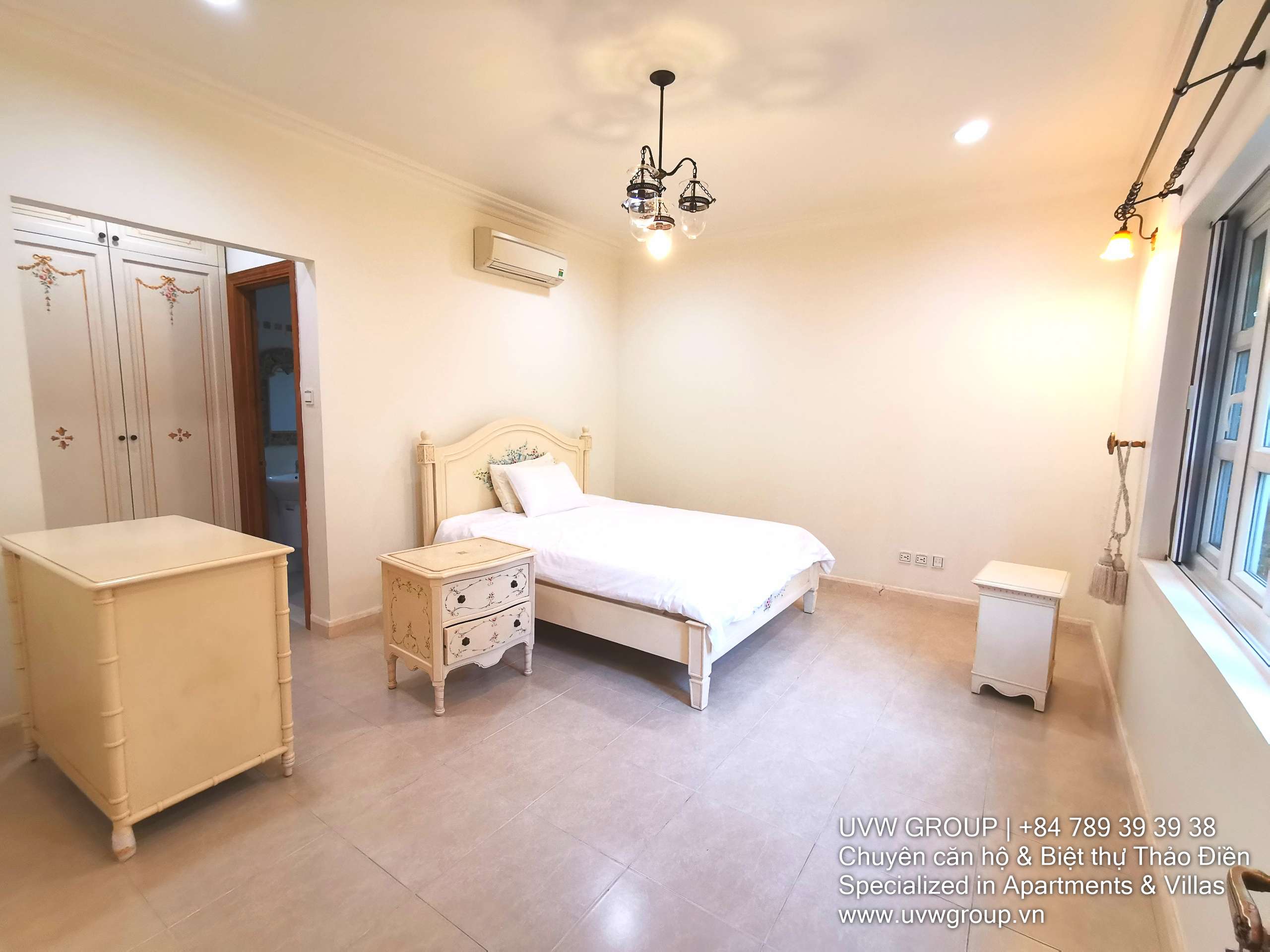 Villa for rent in Thao Dien – 4BR, pool, garden, 300sqm