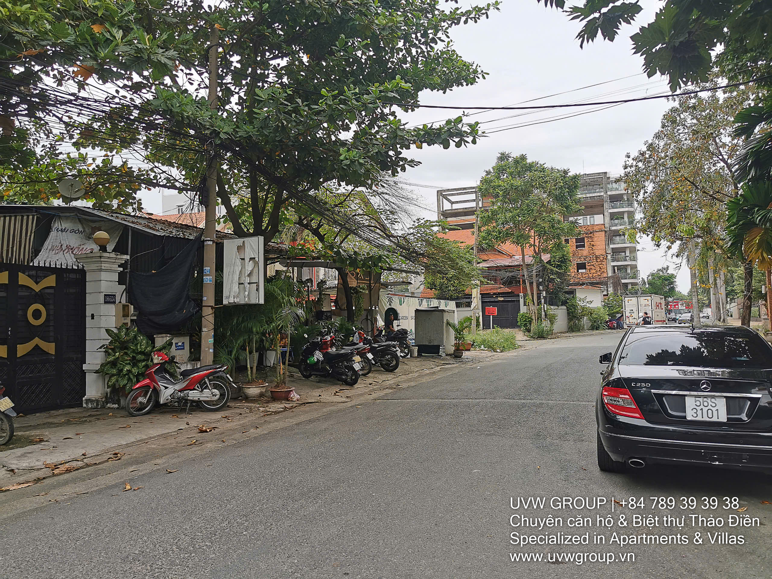 Map and overview of 330m² land with two frontages for lease on Nguyen Van Huong, Thao Dien