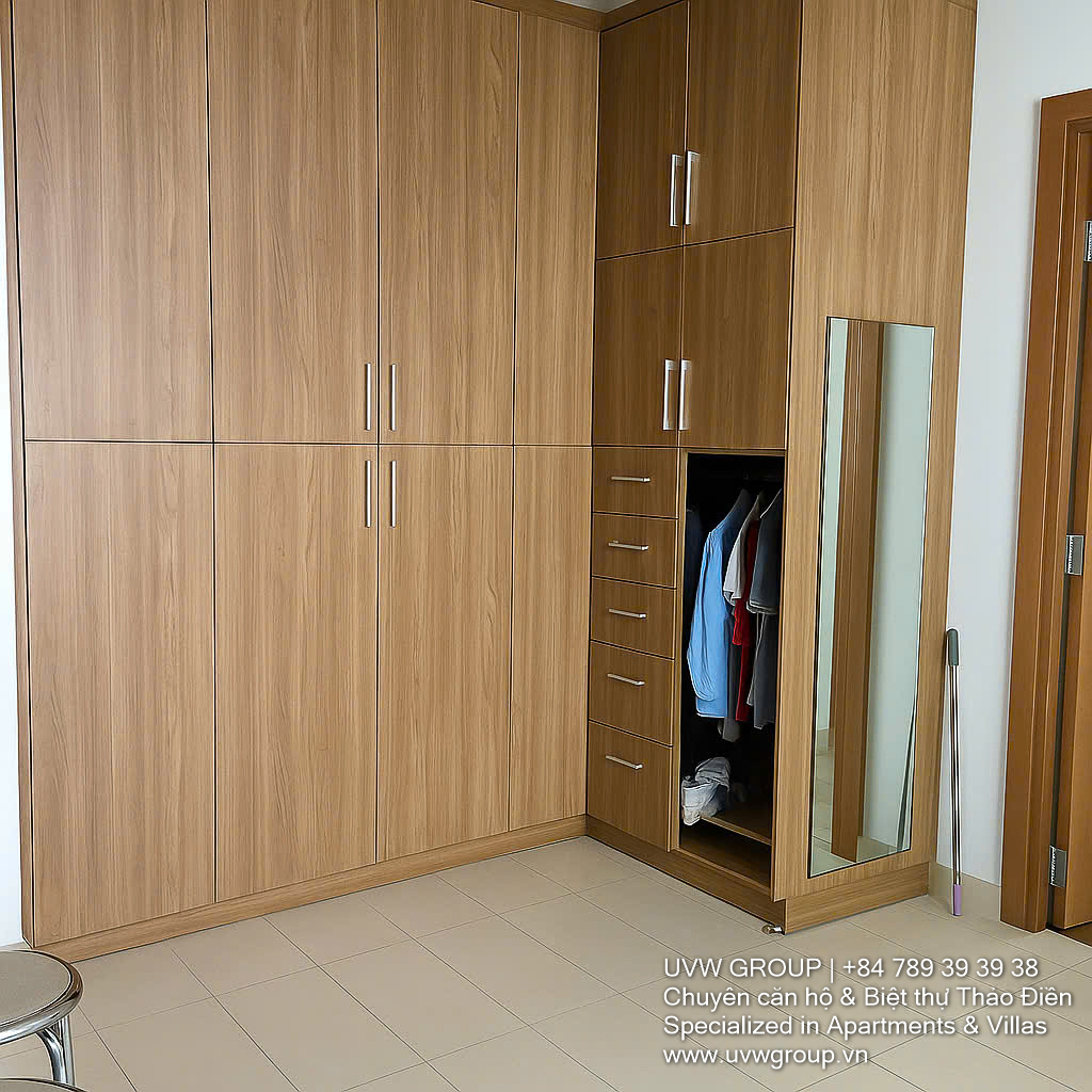Villa for sale in Thao Dien, 308m² land, garden space, 3 floors, 4 bedrooms, rental income