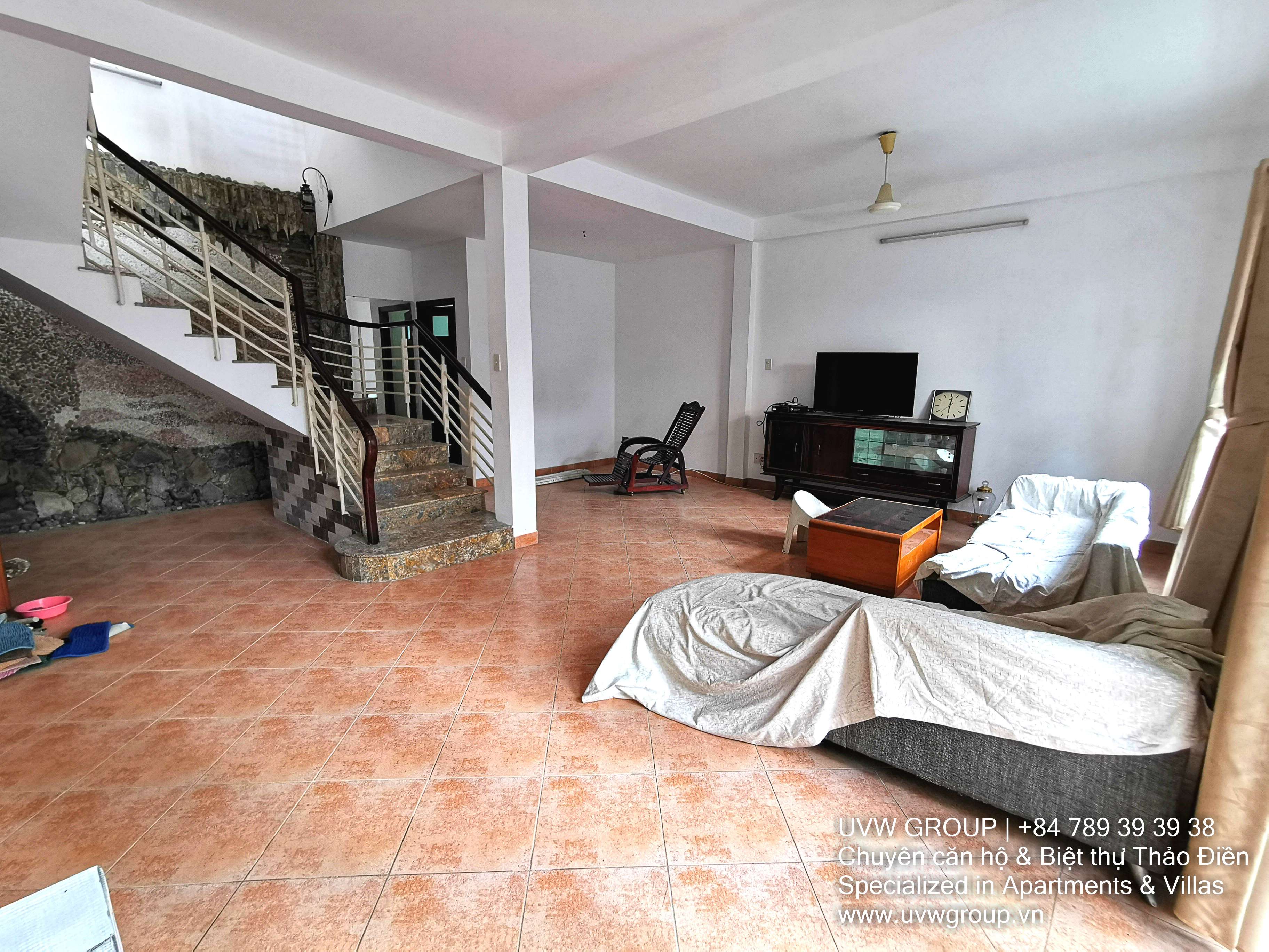Basic furnished 3-bedroom house for rent in Thao Dien, 110m²