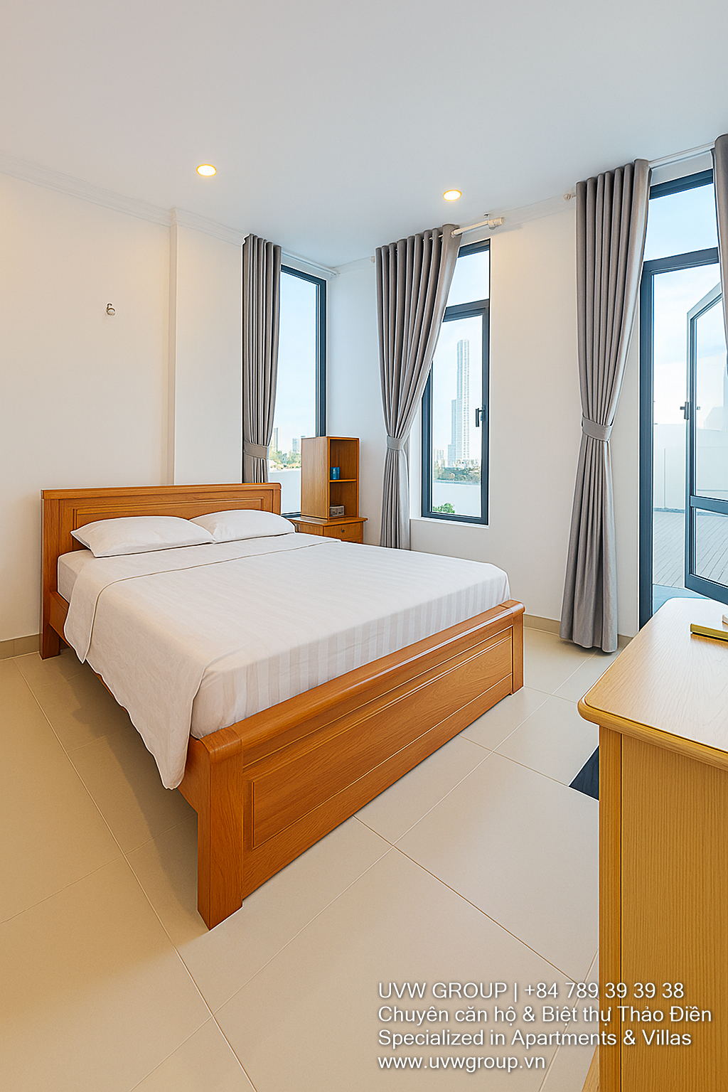 Apartment for rent in HCMC with balcony, Landmark 81 and river view