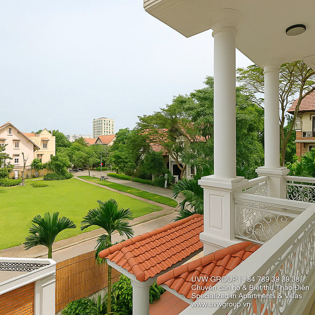 Villa in compound for rent in Thao Dien, 4BR, 300m², secure area, suitable for expats