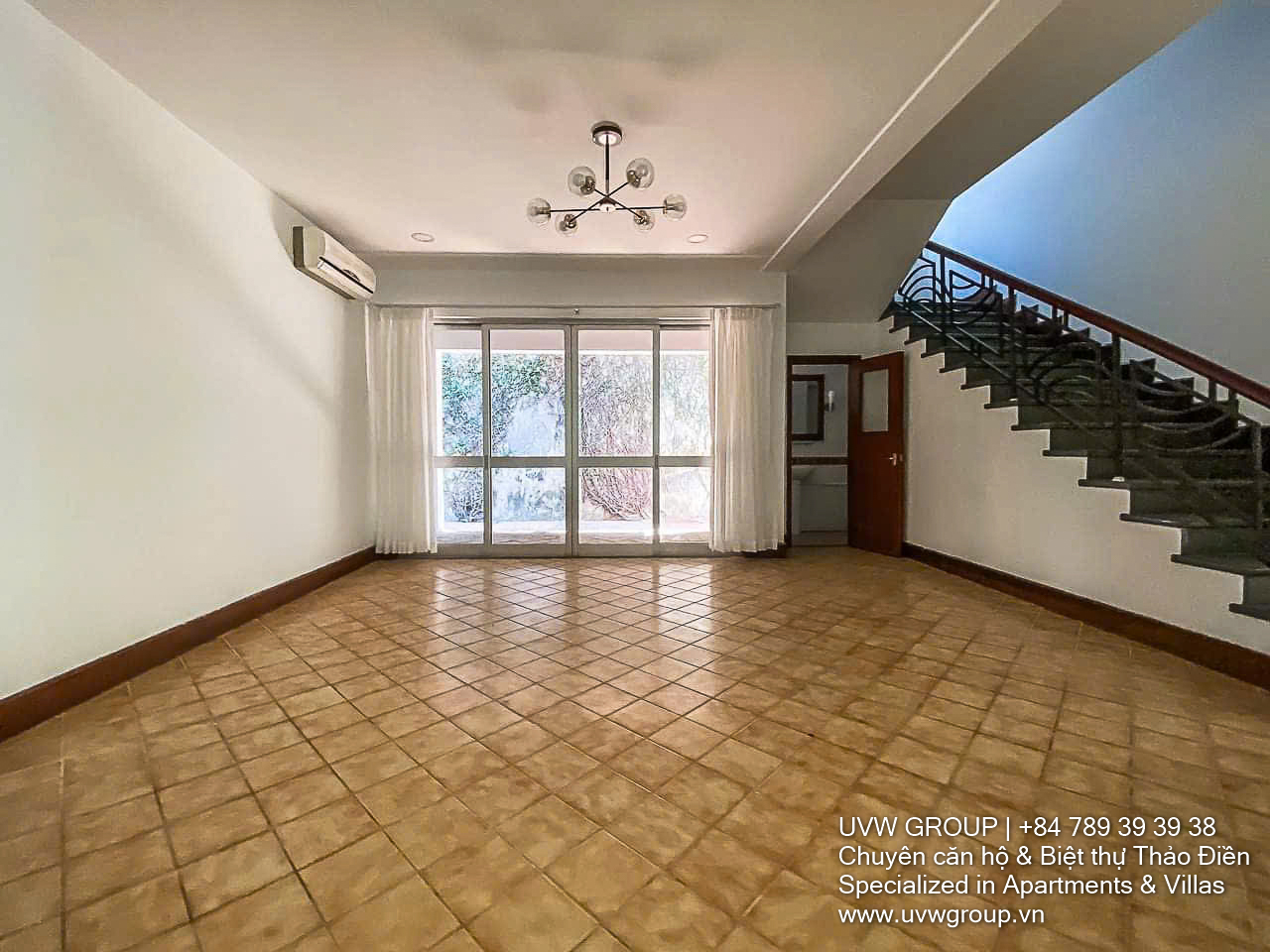 Unfurnished 4-bedroom villa with pool and garden in Binh An, near Tran Nao