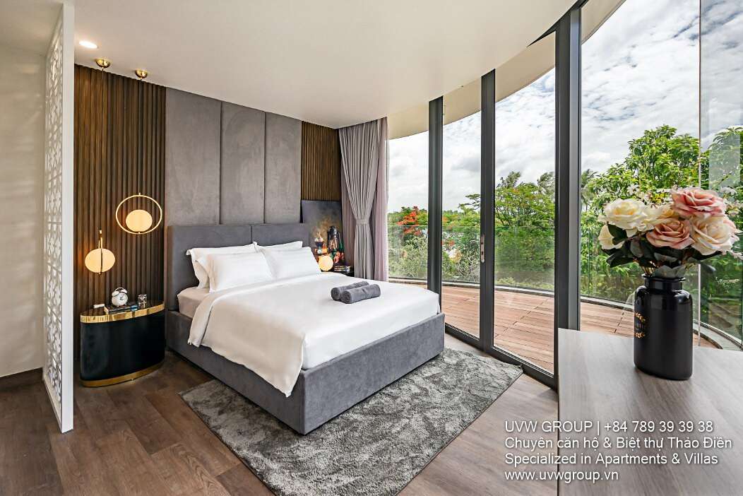 Exclusive 7-bedroom villa for rent in Thao Dien. 900m² usable space, basement, 3 floors, fully furnished with luxury interiors. Rent: 200 million VND/month.