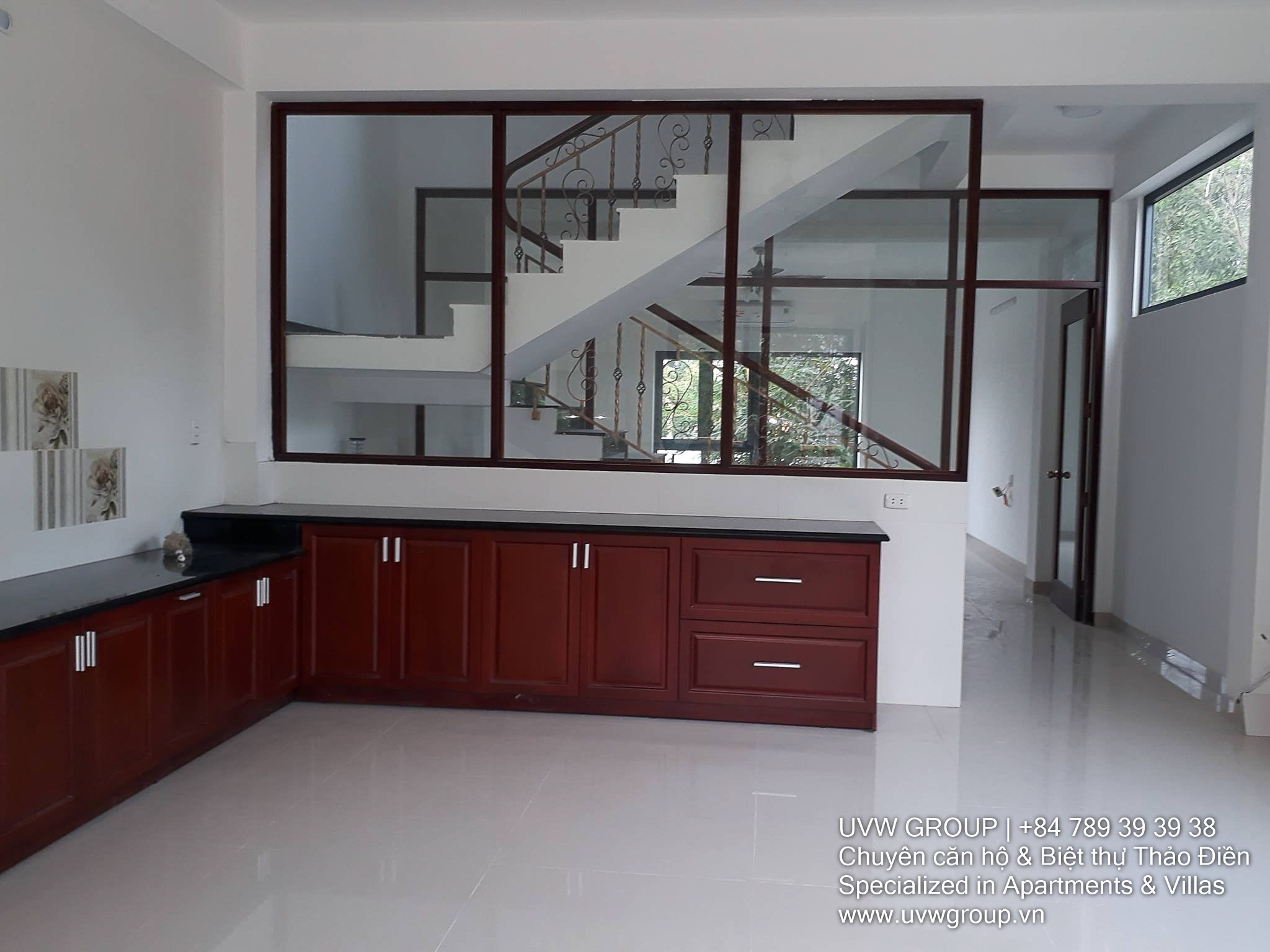 5-storey house for rent on Nguyen Van Huong street, Thao Dien, ideal for business