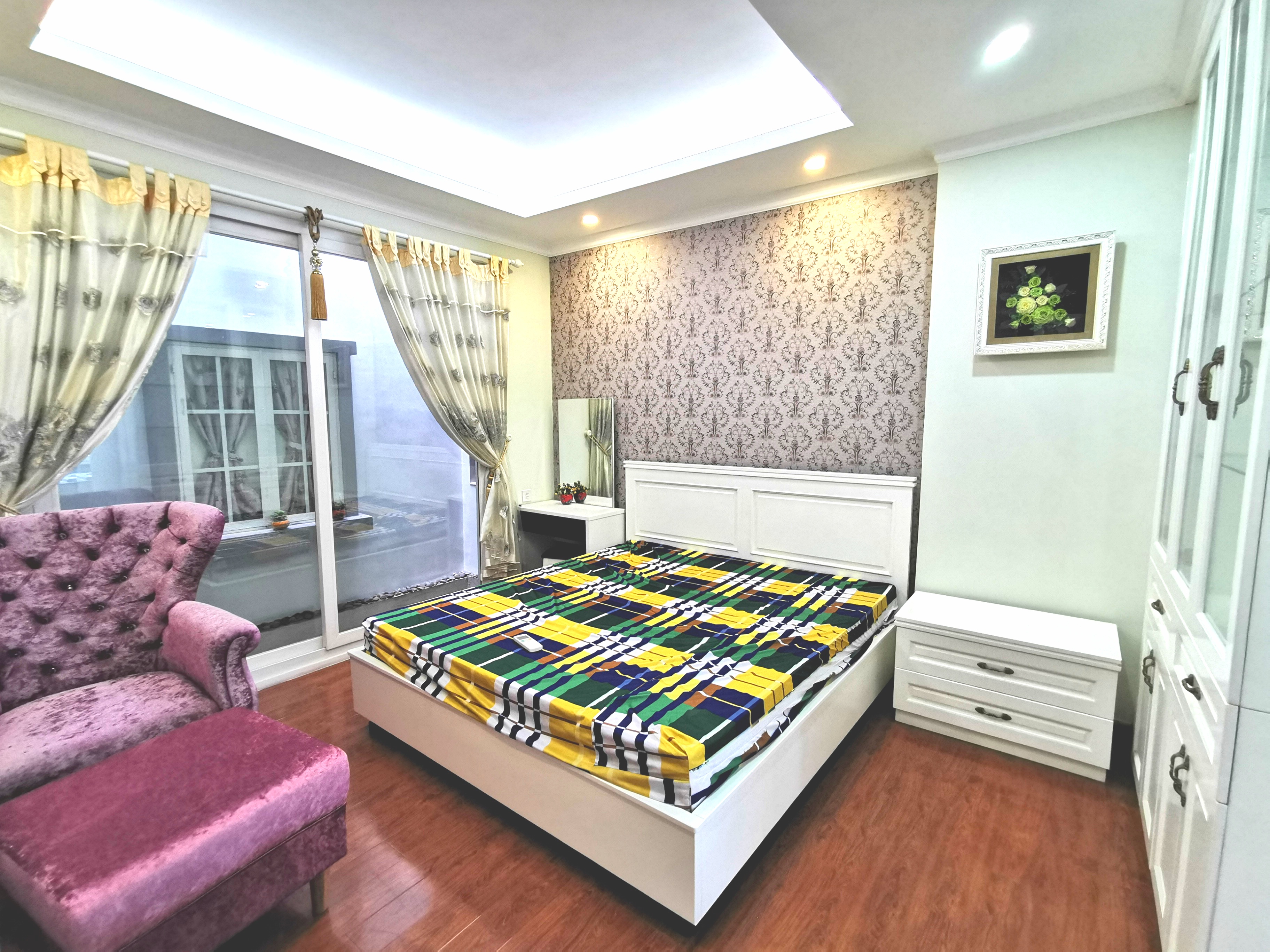 Luxury furnished 3-bedroom house for rent in Thao Dien, 88m²