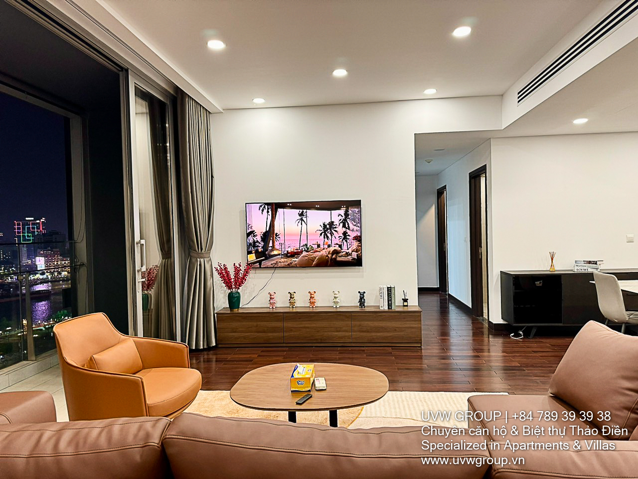 Luxury 3-bedroom apartment for rent at Empire City with southeast view