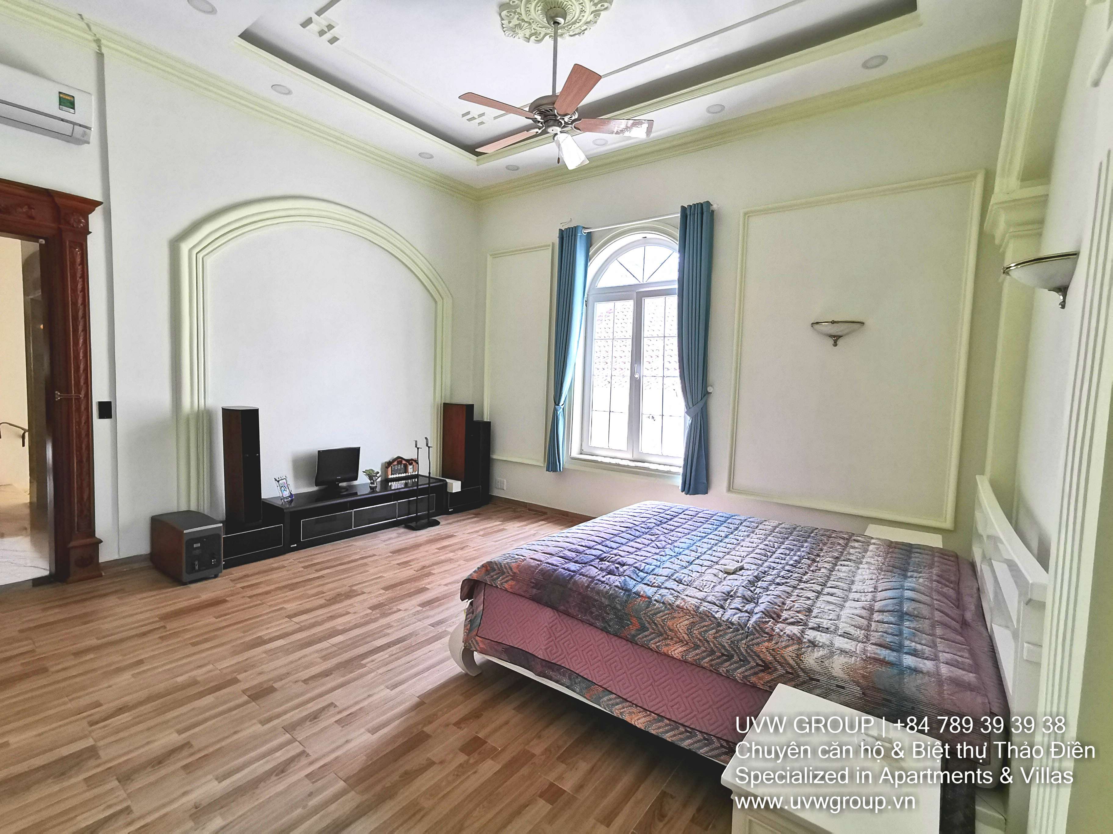 Massive 7-bedroom fully furnished villa with 12,500m² area for rent in Thao Dien