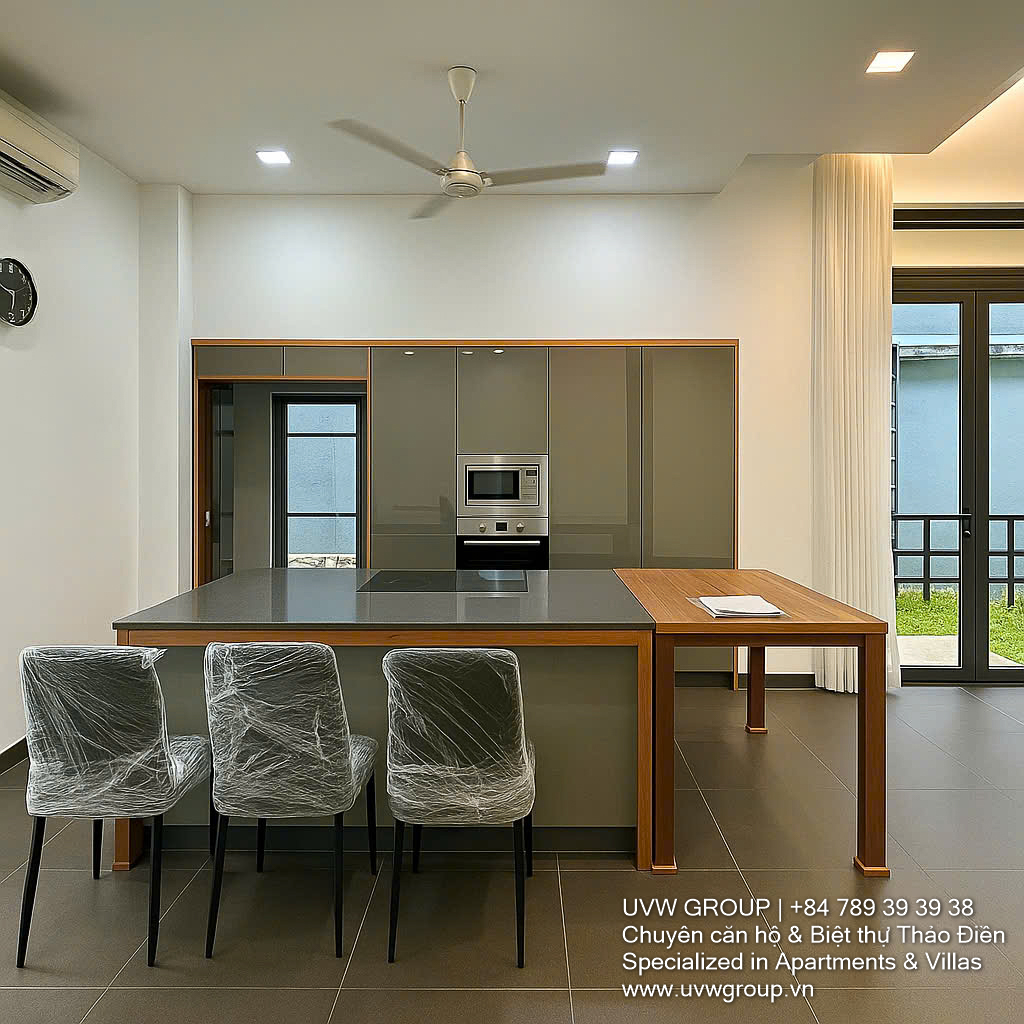 Villa for sale in Thao Dien, 308m² land, garden space, 3 floors, 4 bedrooms, rental income