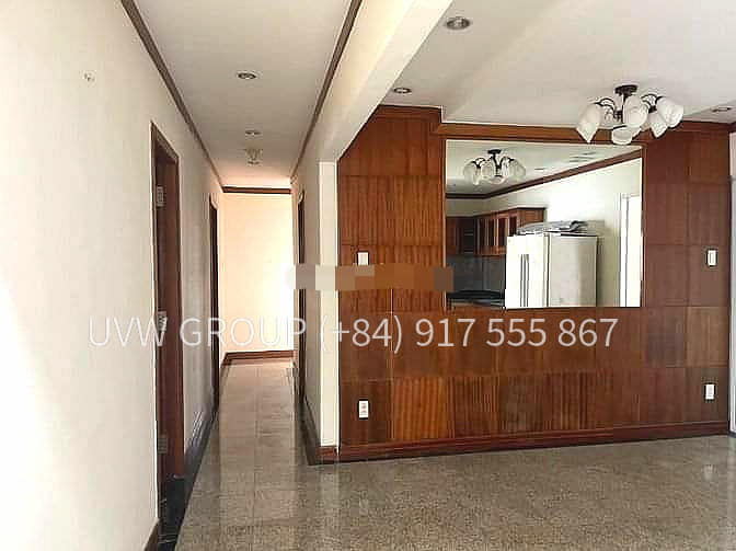 4-bedroom apartment for urgent sale at Hoang Anh Riverview, Thao Dien, HCMC