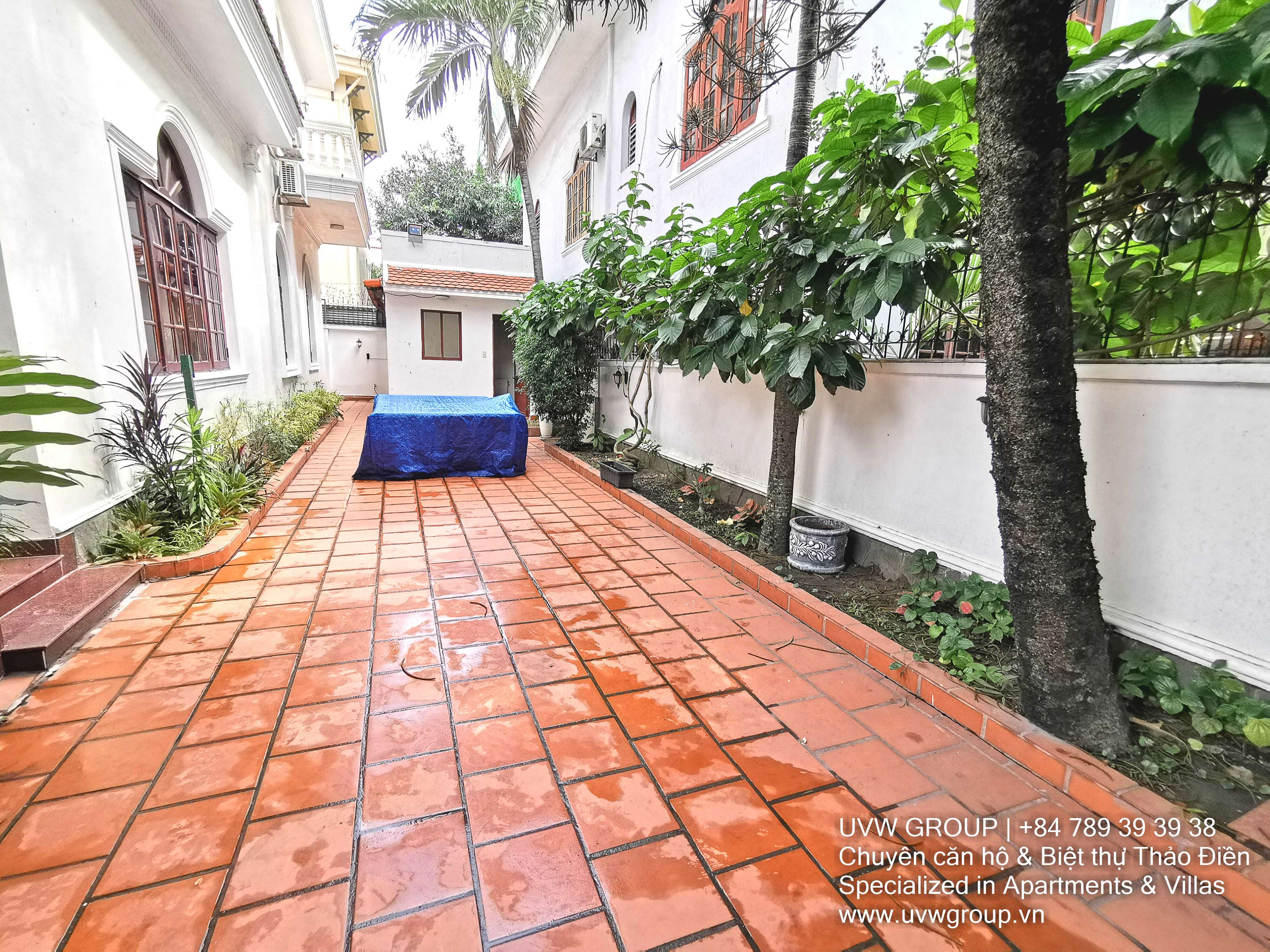 4-bedroom luxury villa for rent in Thao Dien with 450m² area