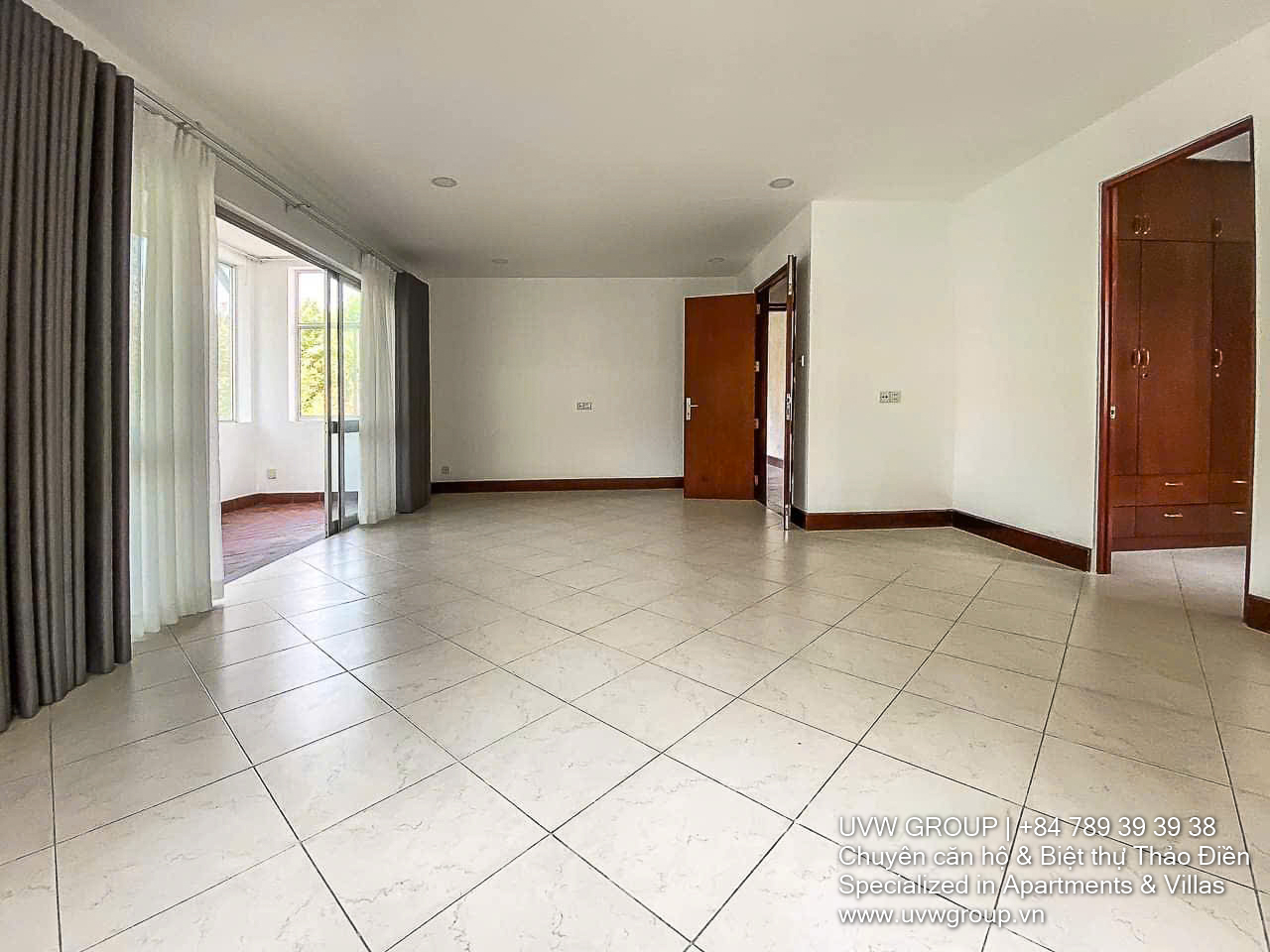 Unfurnished 4-bedroom villa with pool and garden in Binh An, near Tran Nao