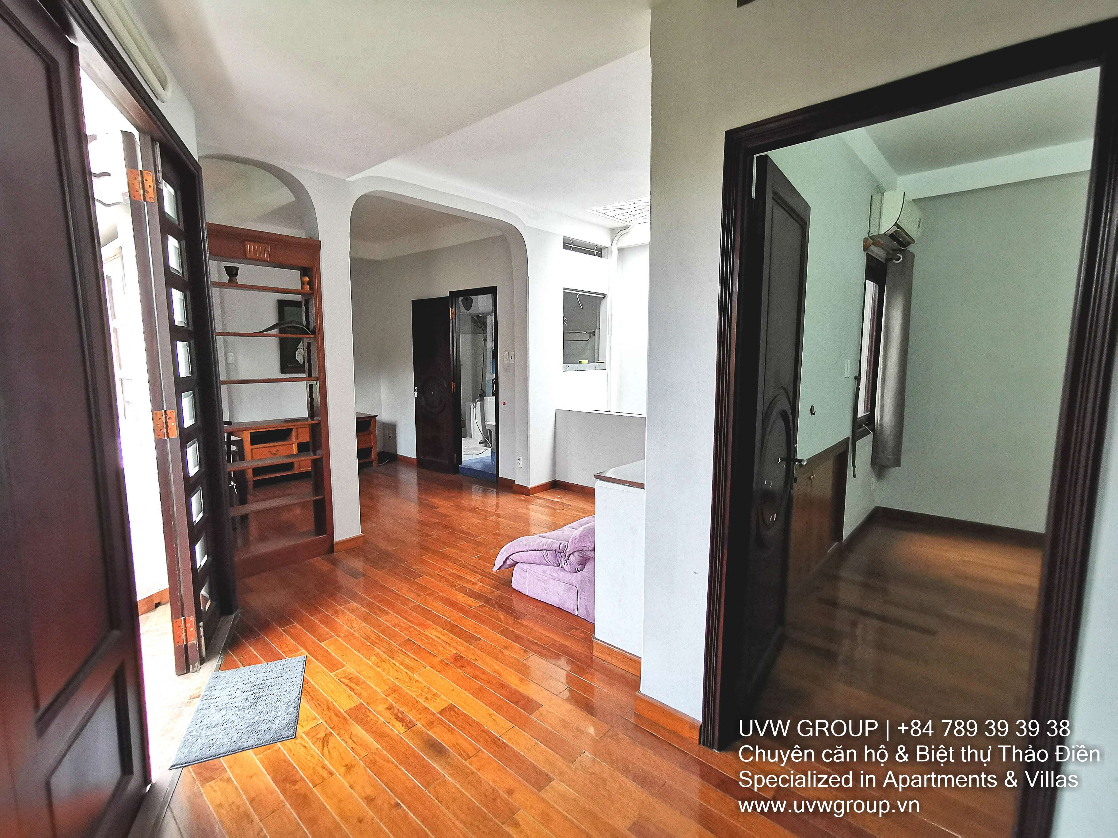 4-bedroom basic furnished villa for rent in Thao Dien, 110m²