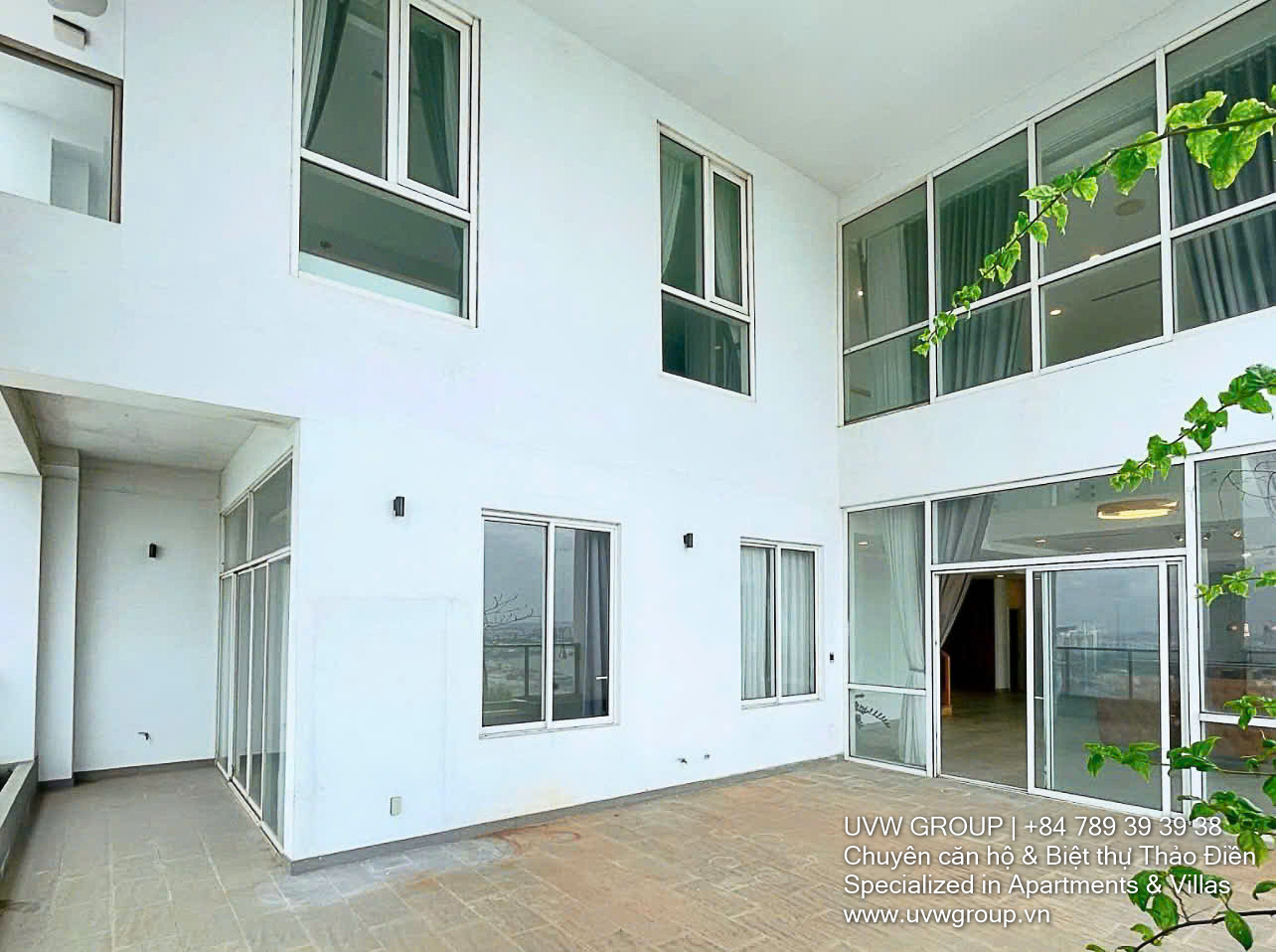 Corner penthouse for sale at Thao Dien Pearl, District 2 – 500m²
