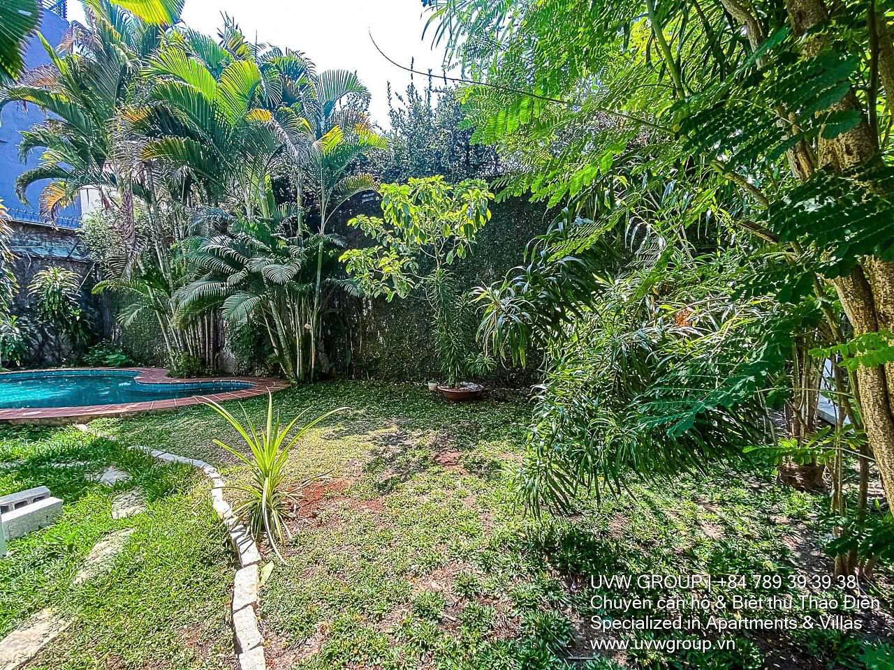 Unfurnished 4-bedroom villa with pool and garden in Binh An, near Tran Nao