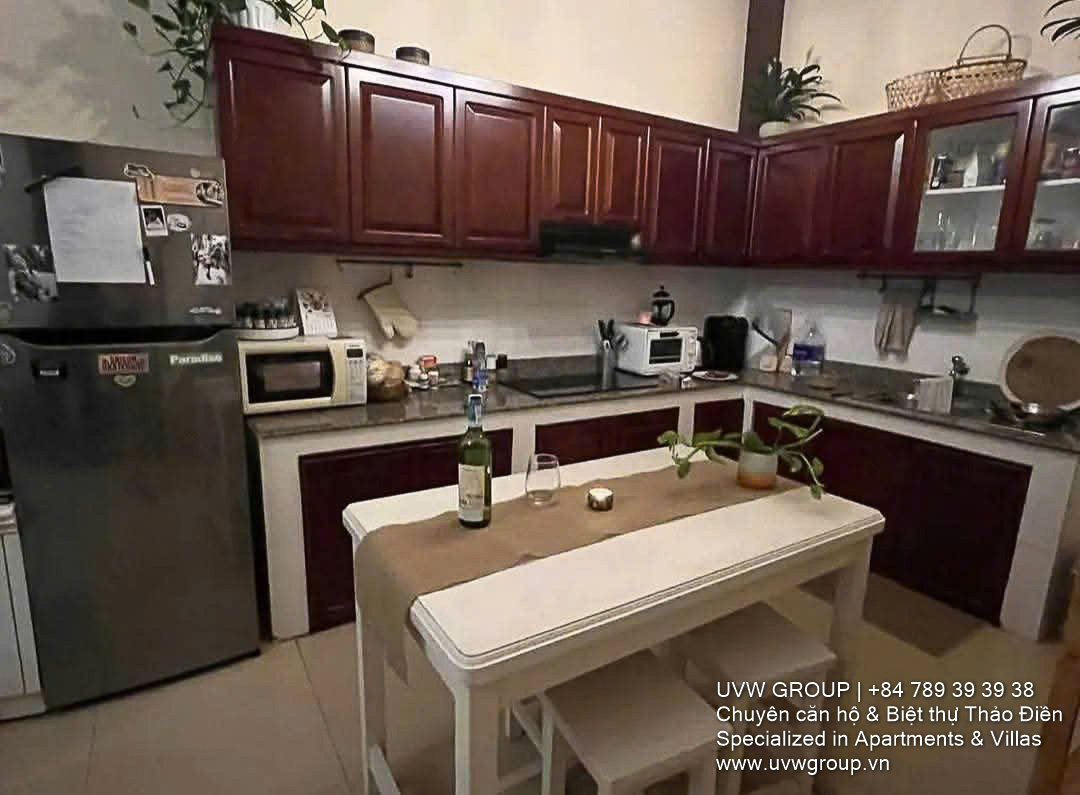 Compact 3-bedroom house for rent in Thao Dien with 1 workroom