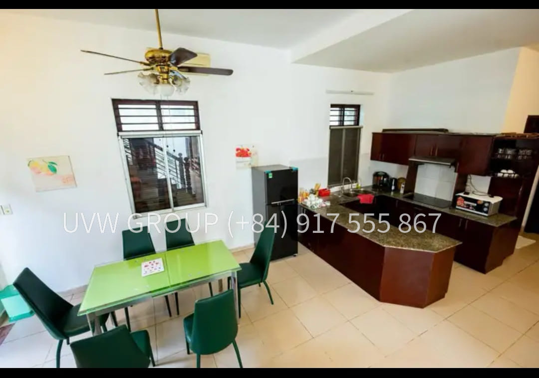 Luxury villa for rent in Thao Dien District 2 – 9 bedrooms, 10 bathrooms, 400m² land, garden, private swimming pool, fully furnished