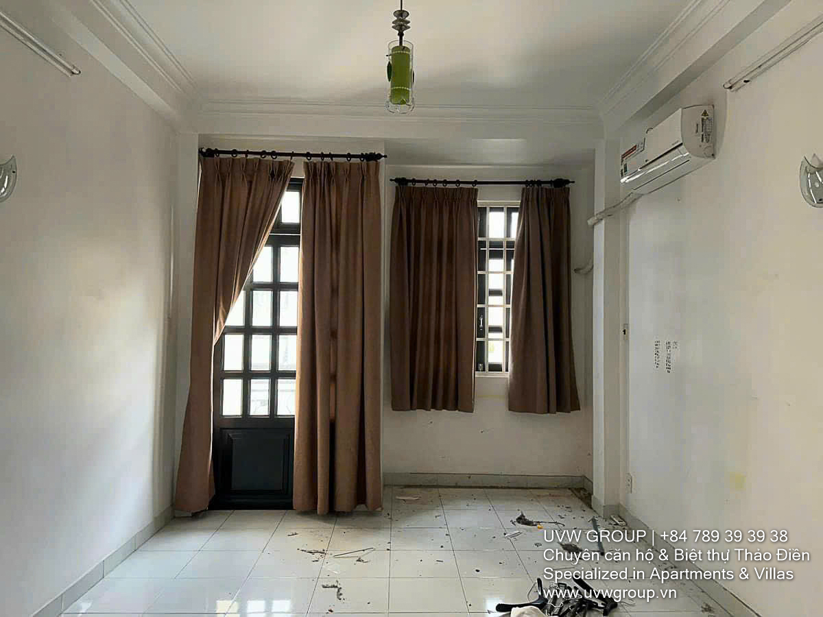 Affordable 3-bedroom house for rent in Thao Dien, District 2