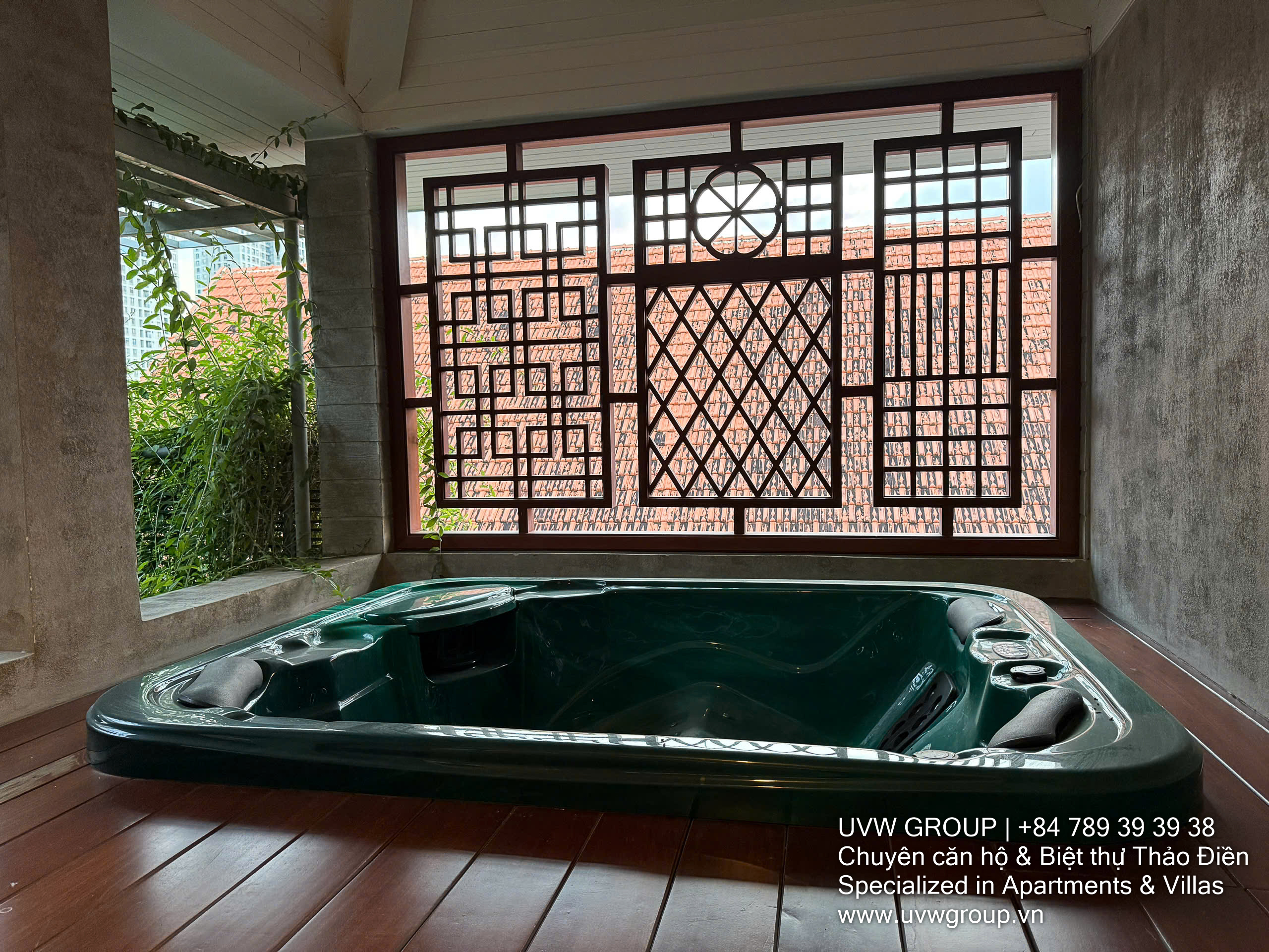 5-bedroom villa for rent in Thao Dien, 500m² with garden and spacious layout