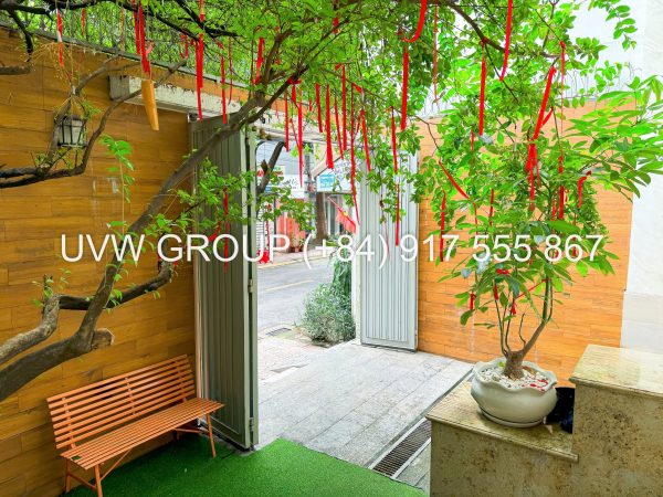 Beautiful and modern house in Le Van Huan – Tan binh District.