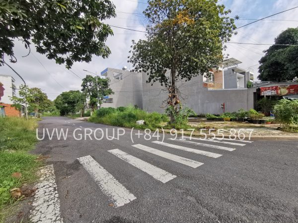 Beautiful land for sale in Long Truong ward District 9