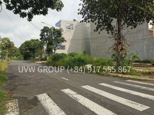 Beautiful land for sale in Long Truong ward District 9