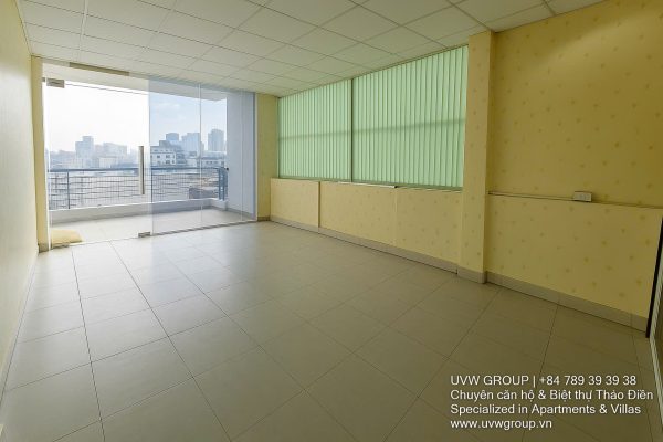 Spacious house for rent in An Phu, District 2 with basement, 3 floors, car access – ideal for office, spa, or showroom