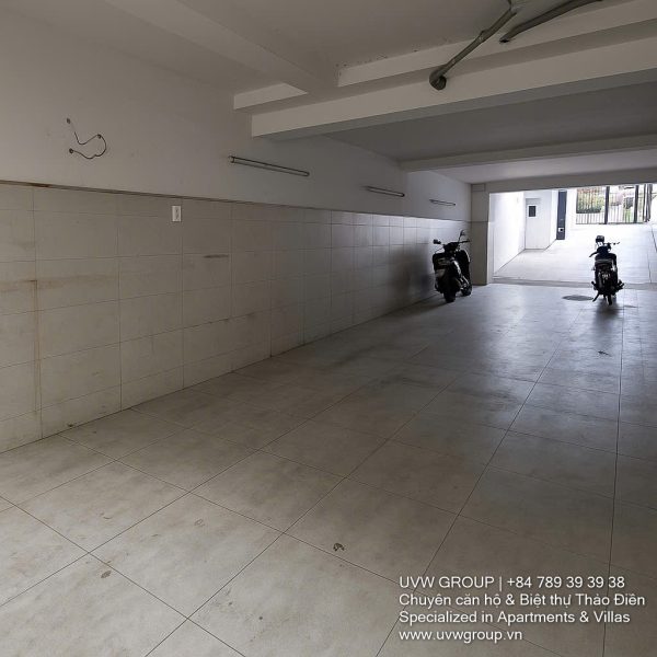 Spacious house for rent in An Phu, District 2 with basement, 3 floors, car access – ideal for office, spa, or showroom