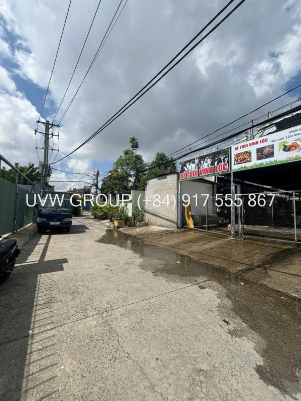 Land for sale with 2 fronts on Le Thi Ha street – Hoc Mon District