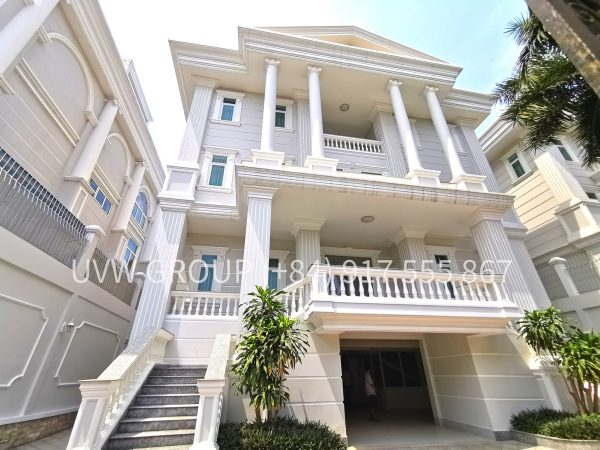 Large villa for rent in Thao Dien District 2