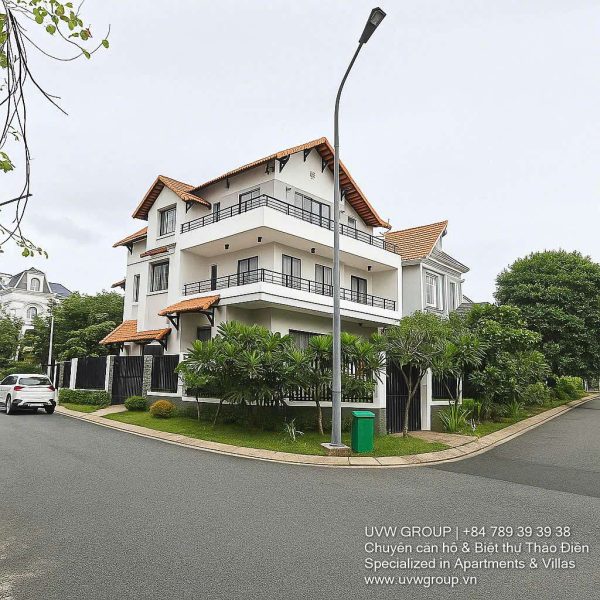 Large villa for rent in Thao Dien District 2