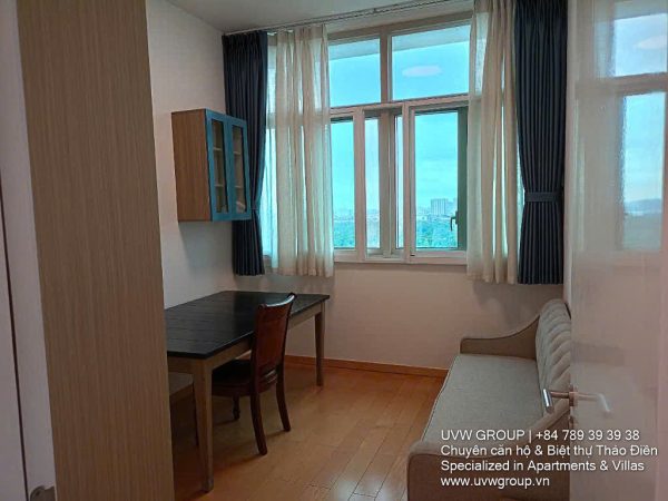 Living room of luxury 3BR apartment for rent at The Vista An Phu, HCMC