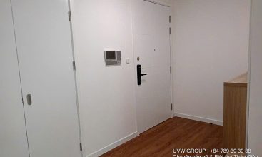 Living room of luxury 3BR apartment for rent at The Vista An Phu, HCMC