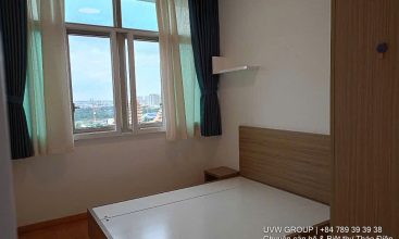 Living room of luxury 3BR apartment for rent at The Vista An Phu, HCMC