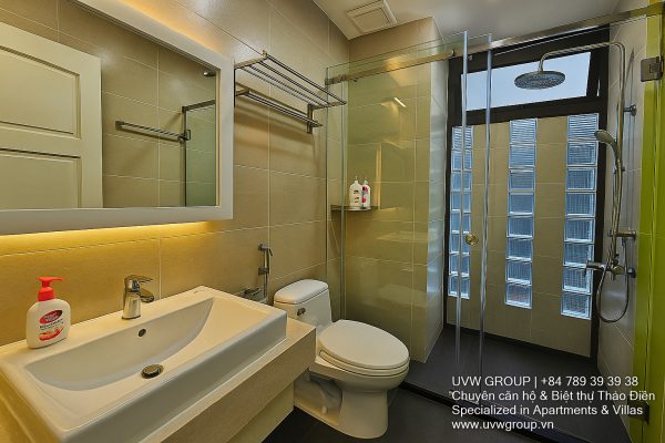 4-bedroom villa for short-term rent on Nguyen U Di, Thao Dien with pool, BBQ & karaoke