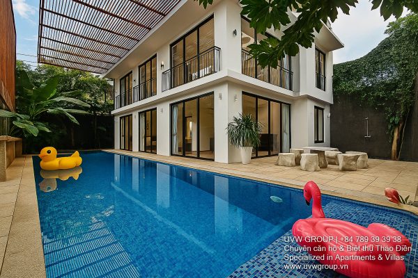 4-bedroom villa for short-term rent on Nguyen U Di, Thao Dien with pool, BBQ & karaoke