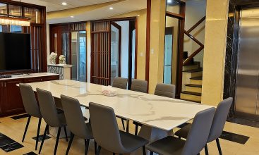 Modern luxury villa in Ho Chi Minh City with 5 bedrooms, indoor pool, and private karaoke room, perfect for short-term rental near RMIT.