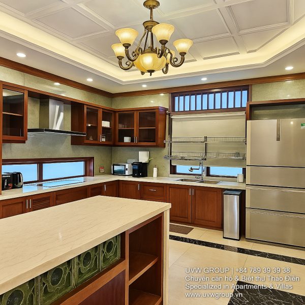 Modern luxury villa in Ho Chi Minh City with 5 bedrooms, indoor pool, and private karaoke room, perfect for short-term rental near RMIT.