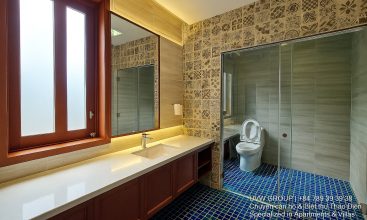 Modern luxury villa in Ho Chi Minh City with 5 bedrooms, indoor pool, and private karaoke room, perfect for short-term rental near RMIT.