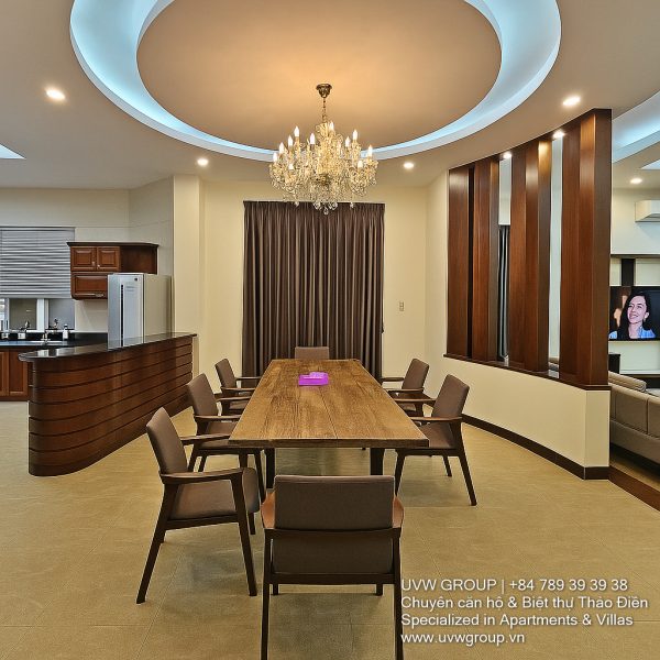 Modern luxury villa with swimming pool and garden for rent in Thao Dien, HCMC