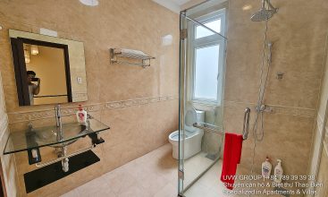 Modern luxury villa with swimming pool and garden for rent in Thao Dien, HCMC