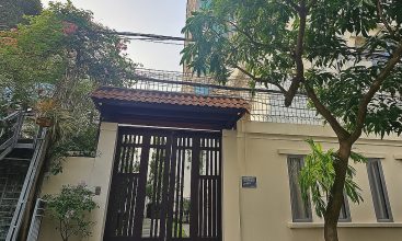Modern luxury villa with swimming pool and garden for rent in Thao Dien, HCMC