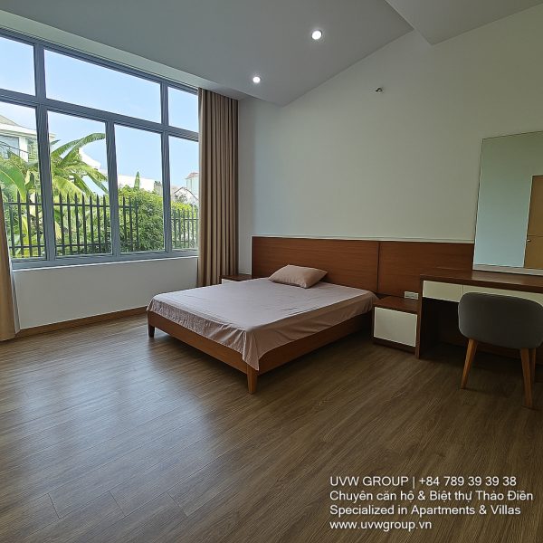 7-bedroom villa for rent in Binh Chanh with private pool, BBQ and limousine pickup