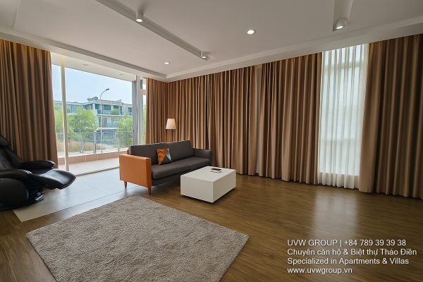 7-bedroom villa for rent in Binh Chanh with private pool, BBQ and limousine pickup
