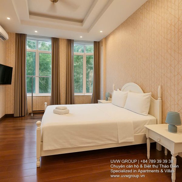 Modern luxury villa in An Phu ward with large swimming pool, karaoke room, 7 bedrooms, and 6 bathrooms
